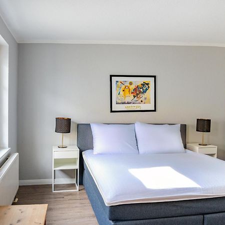רוסטוק Apartmenthaus Chrischanshof מראה חיצוני תמונה
