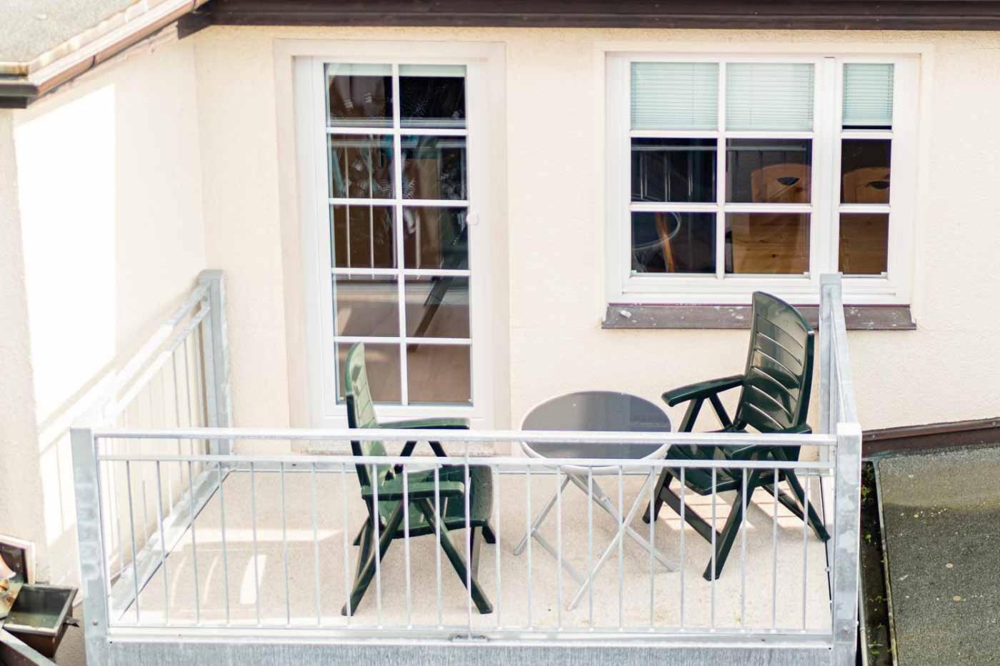 רוסטוק Apartmenthaus Chrischanshof מראה חיצוני תמונה